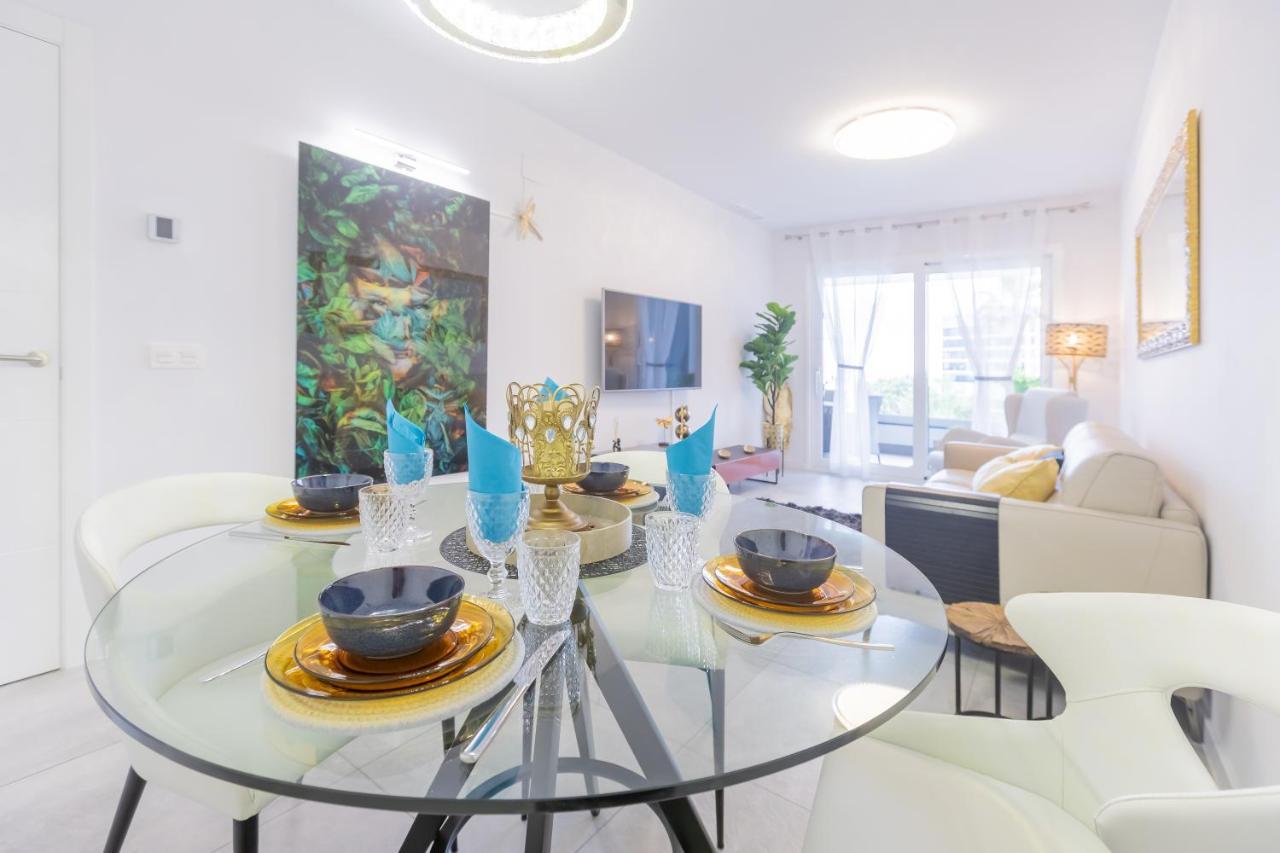 Marbella Luxury Brand New 2-Bedroom Apartment, 3 Min Walk To The Beach! المظهر الخارجي الصورة