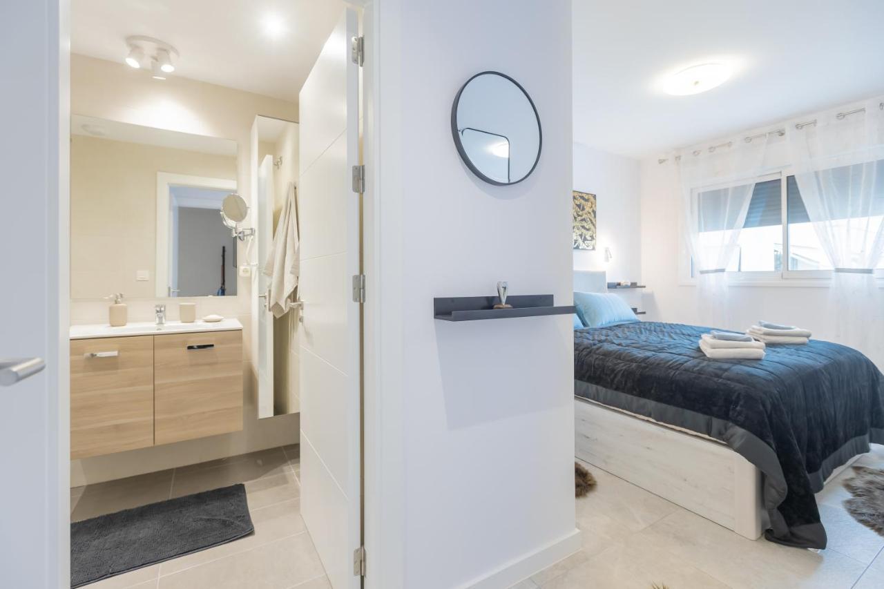 Marbella Luxury Brand New 2-Bedroom Apartment, 3 Min Walk To The Beach! المظهر الخارجي الصورة