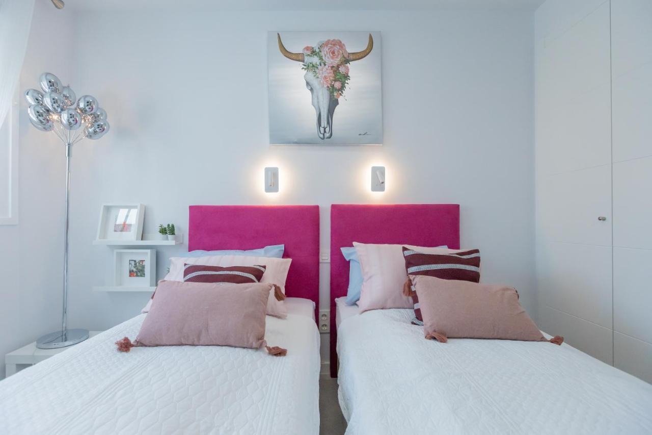 Marbella Luxury Brand New 2-Bedroom Apartment, 3 Min Walk To The Beach! المظهر الخارجي الصورة