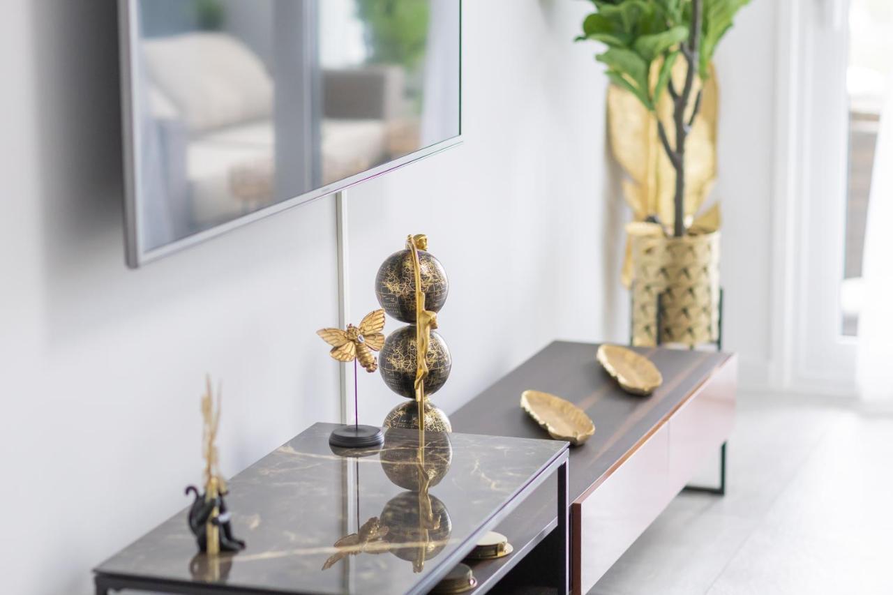 Marbella Luxury Brand New 2-Bedroom Apartment, 3 Min Walk To The Beach! المظهر الخارجي الصورة