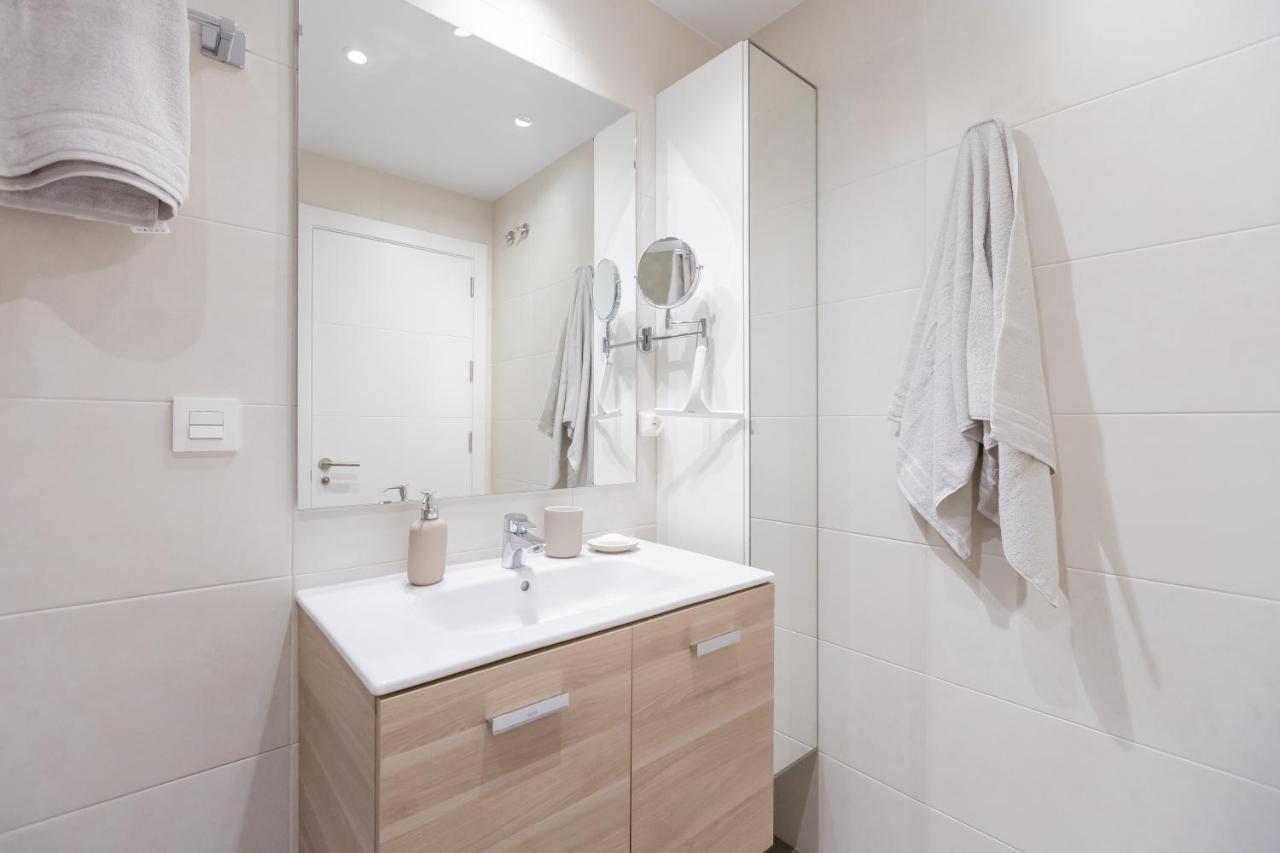Marbella Luxury Brand New 2-Bedroom Apartment, 3 Min Walk To The Beach! المظهر الخارجي الصورة